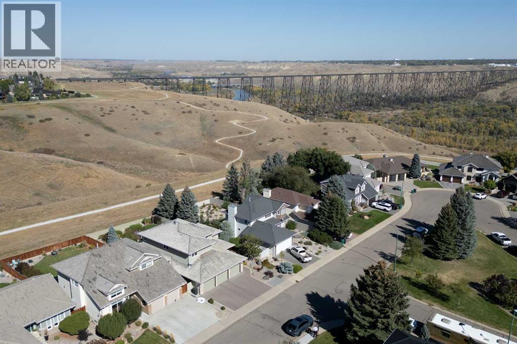 209 Coachwood Point W, Lethbridge, Alberta  T1K 6A7 - Photo 46 - A2259943