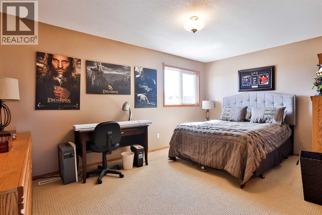 209 Coachwood Point W, Lethbridge, Alberta  T1K 6A7 - Photo 29 - A2259943