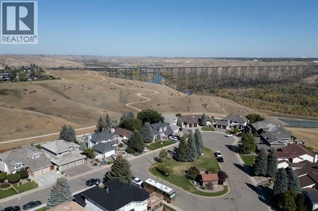 209 Coachwood Point W, Lethbridge, Alberta  T1K 6A7 - Photo 45 - A2259943