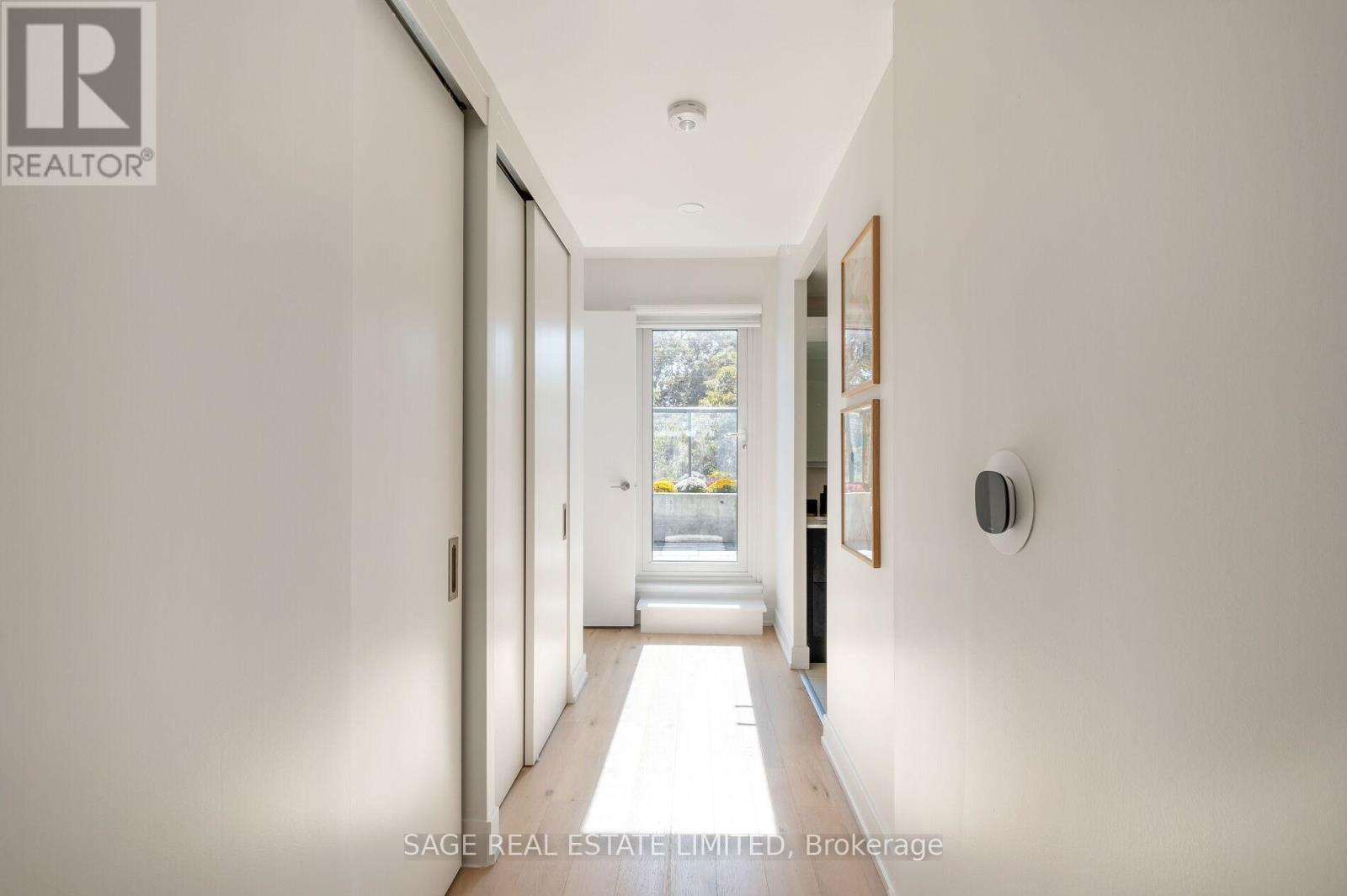 Th01 - 1331 Queen Street E, Toronto, Ontario  M4L 0B1 - Photo 34 - E12448728