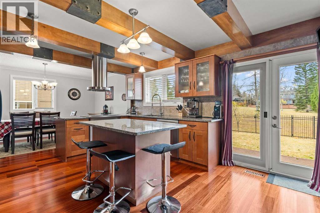 124 Canterbury Drive Sw, Calgary, Alberta  T2W 2G1 - Photo 10 - A2267789