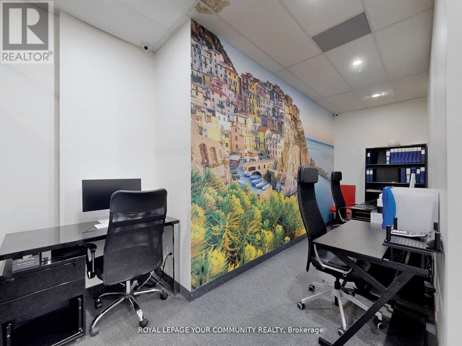 1101/1102/1114 - 7191 Yonge Street, Markham, Ontario  L3T 0C4 - Photo 24 - N12269663