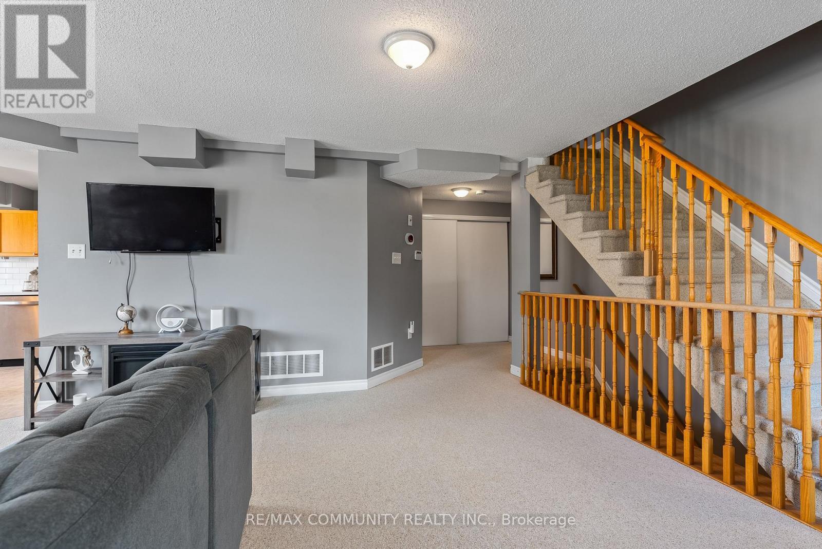 2 - 95 Goodwin Drive, Barrie, Ontario  L4N 6K6 - Photo 13 - S12585950