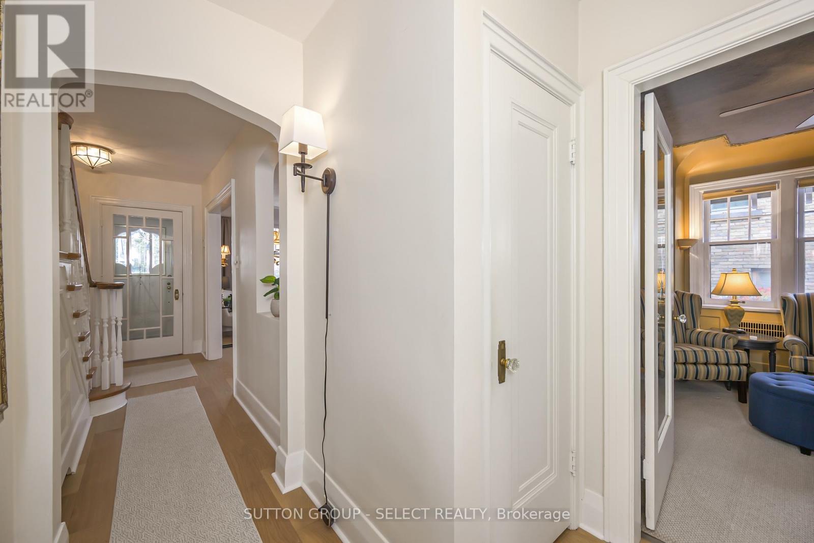 404 Wortley Road, London South, Ontario  N6C 3S6 - Photo 39 - X12586098