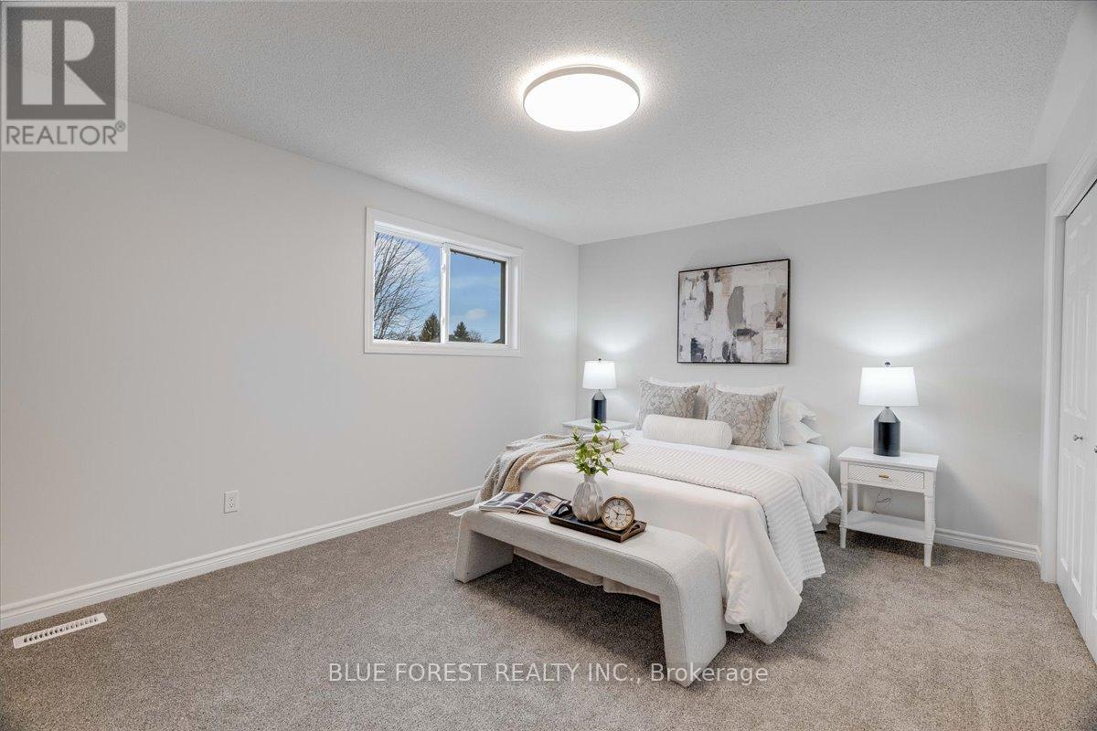 1343 Aspenridge Crescent, London East, Ontario  N5Y 5N2 - Photo 22 - X12586142