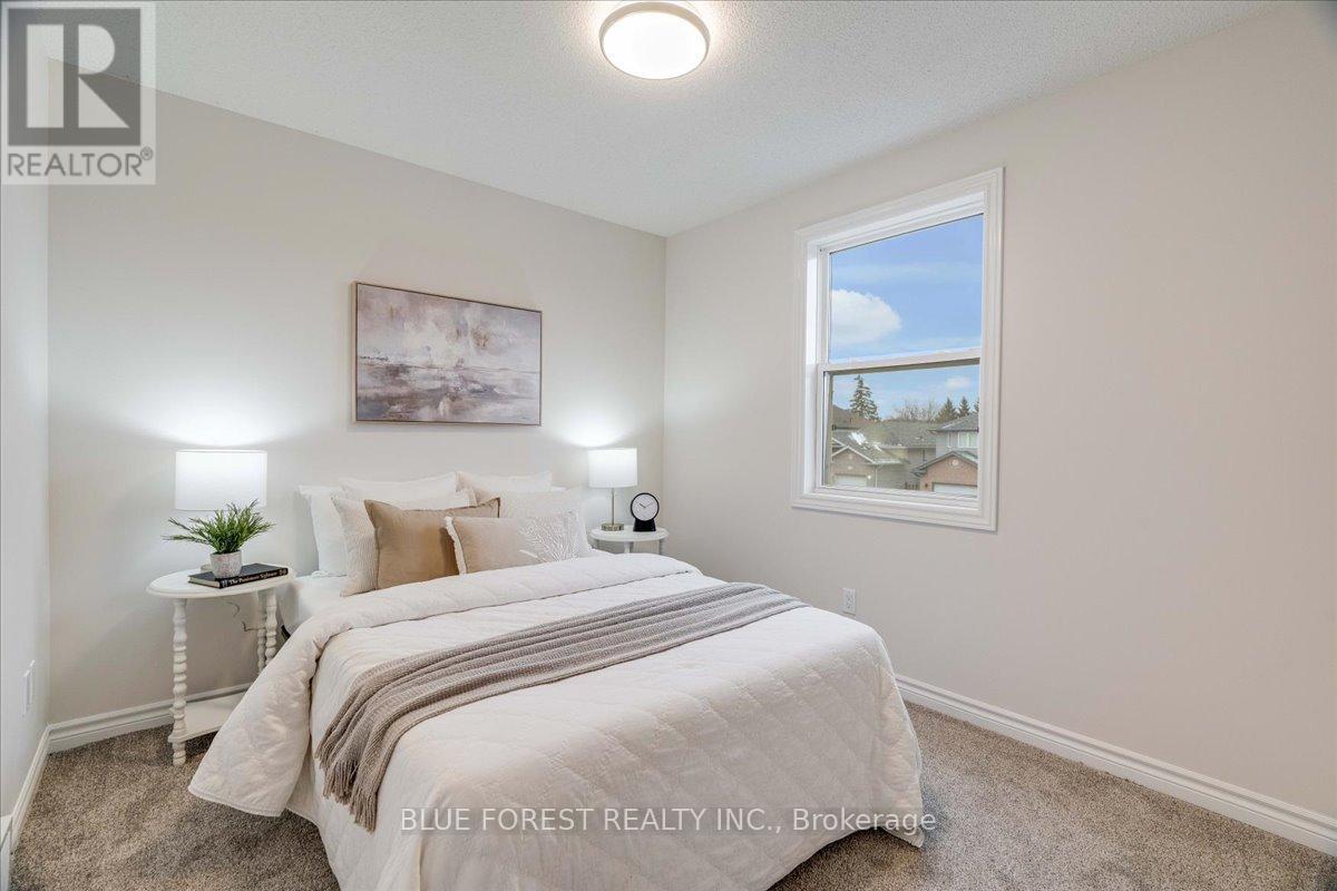 1343 Aspenridge Crescent, London East, Ontario  N5Y 5N2 - Photo 25 - X12586142