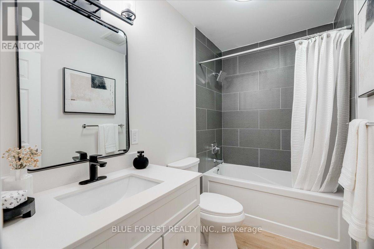 1343 Aspenridge Crescent, London East, Ontario  N5Y 5N2 - Photo 27 - X12586142