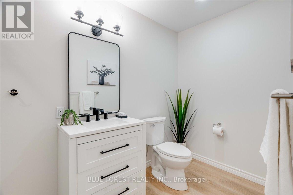 1343 Aspenridge Crescent, London East, Ontario  N5Y 5N2 - Photo 29 - X12586142