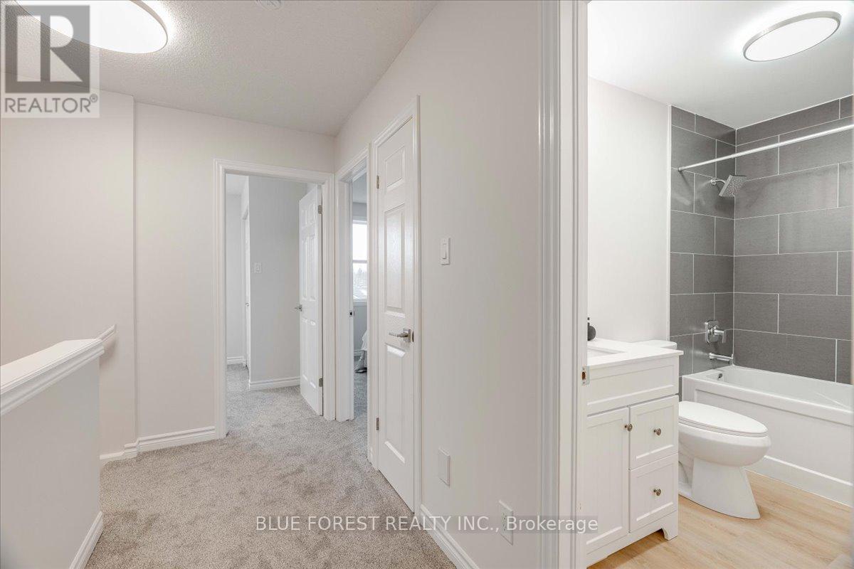 1343 Aspenridge Crescent, London East, Ontario  N5Y 5N2 - Photo 32 - X12586142