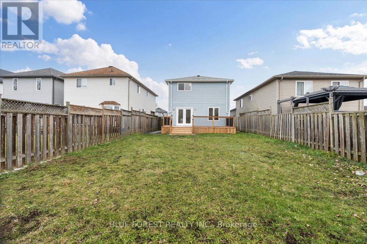 1343 Aspenridge Crescent, London East, Ontario  N5Y 5N2 - Photo 45 - X12586142