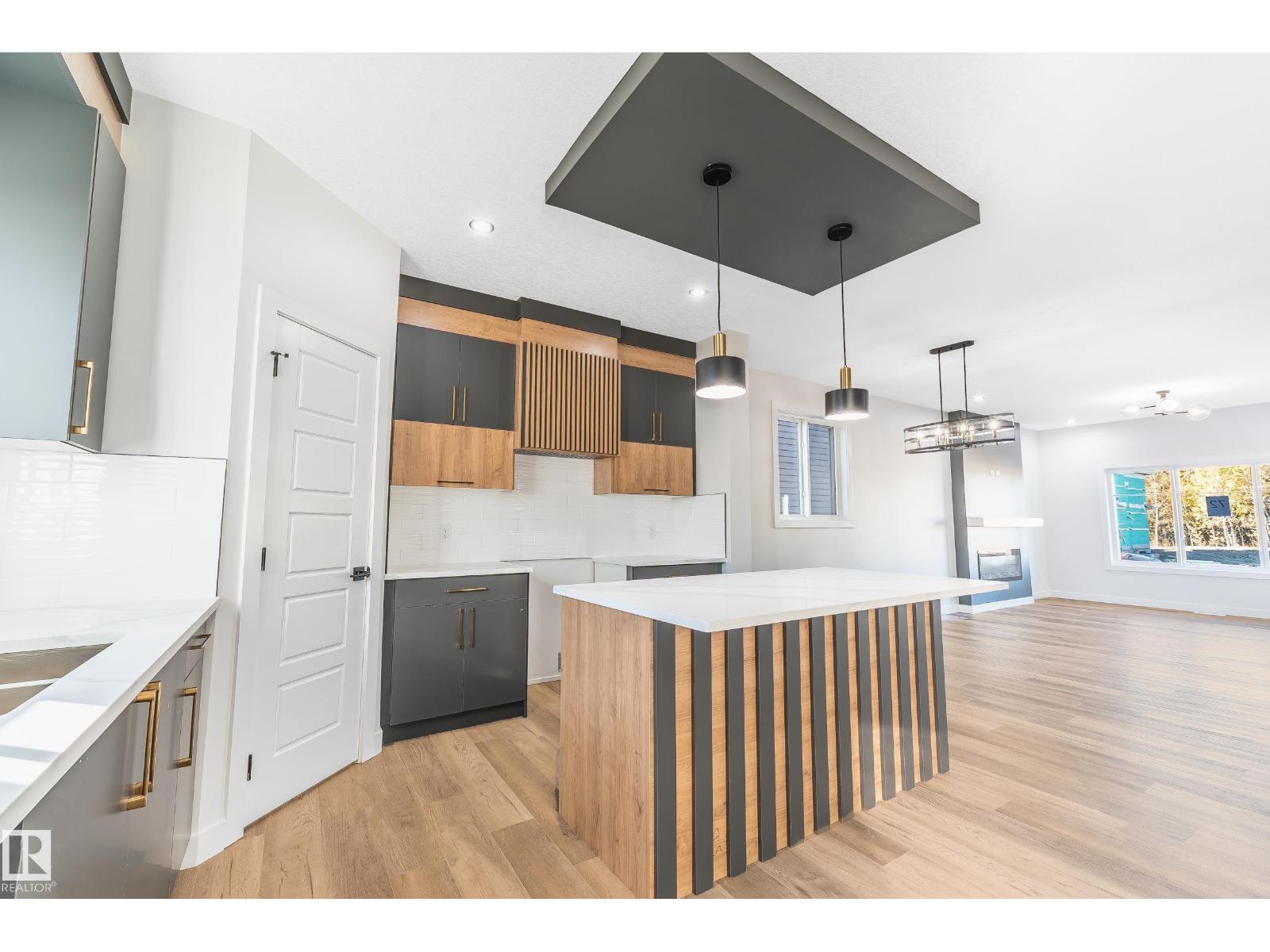 72 Patriot Way, Spruce Grove, Alberta  T7X 2W6 - Photo 3 - E4466992