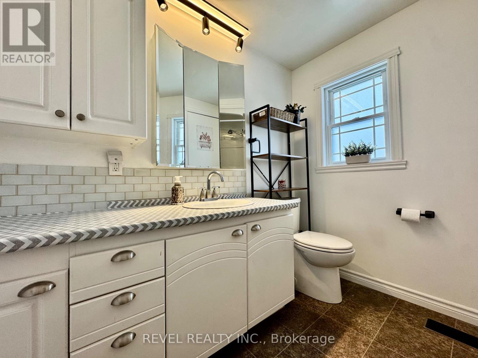 16 Foothills Lane, Timmins (Tne - North), Ontario  P4N 8R9 - Photo 18 - T12586116