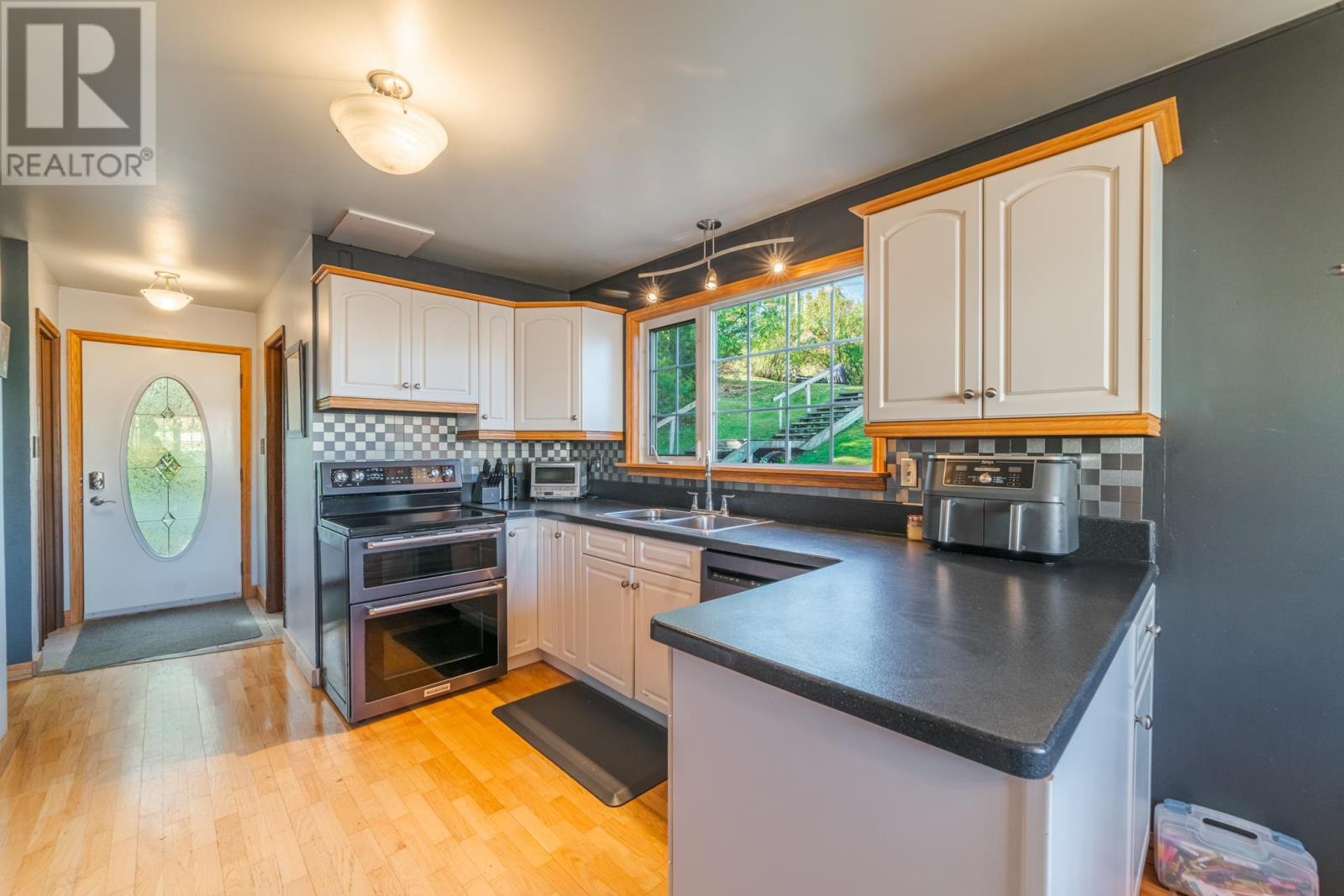 30 Minnesota Street, Kenora, Ontario  P9N 3V4 - Photo 10 - TB253141