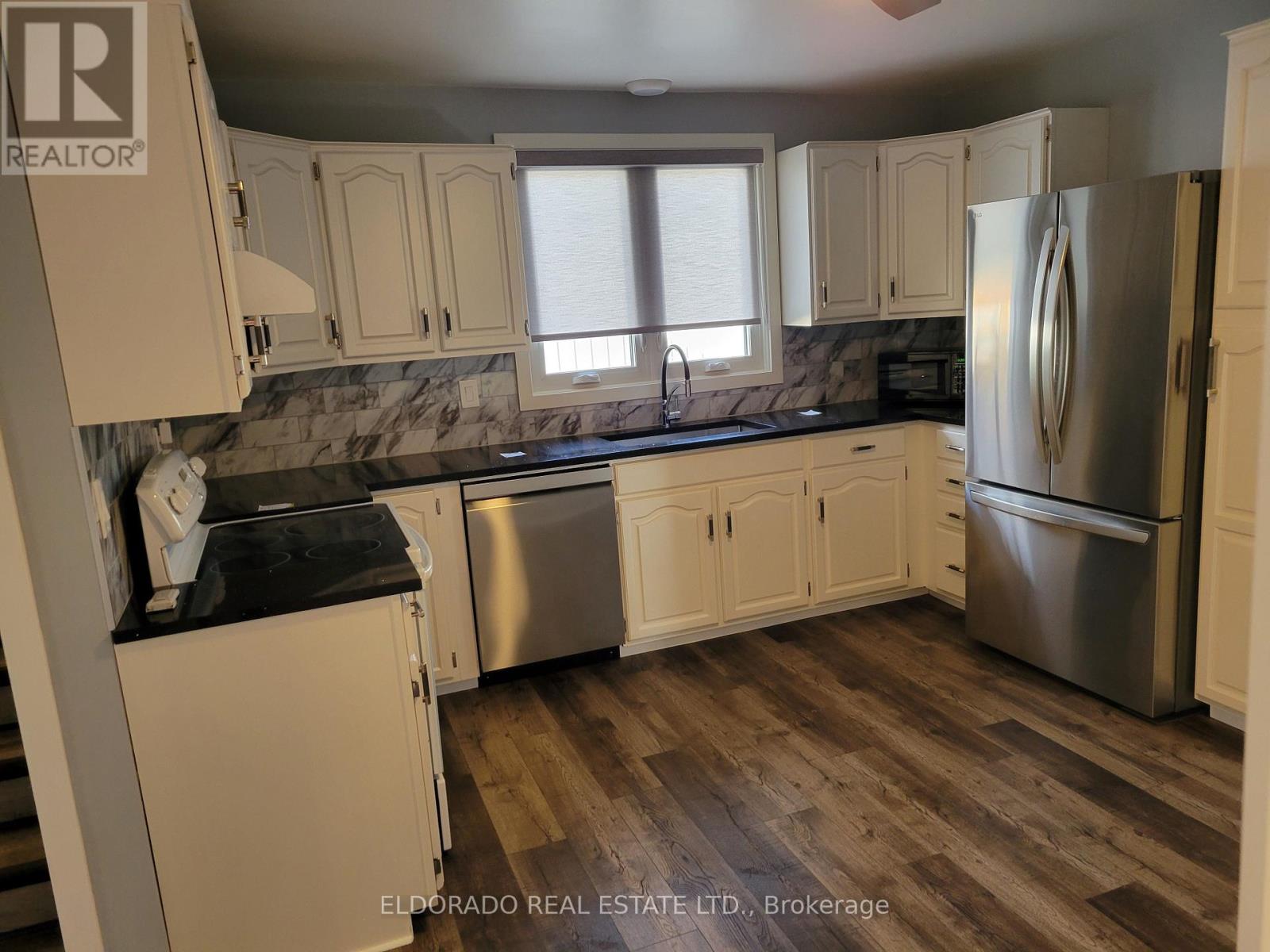 107 Mackan Street, Thorold, Ontario  L2V 1G5 - Photo 12 - X12585590