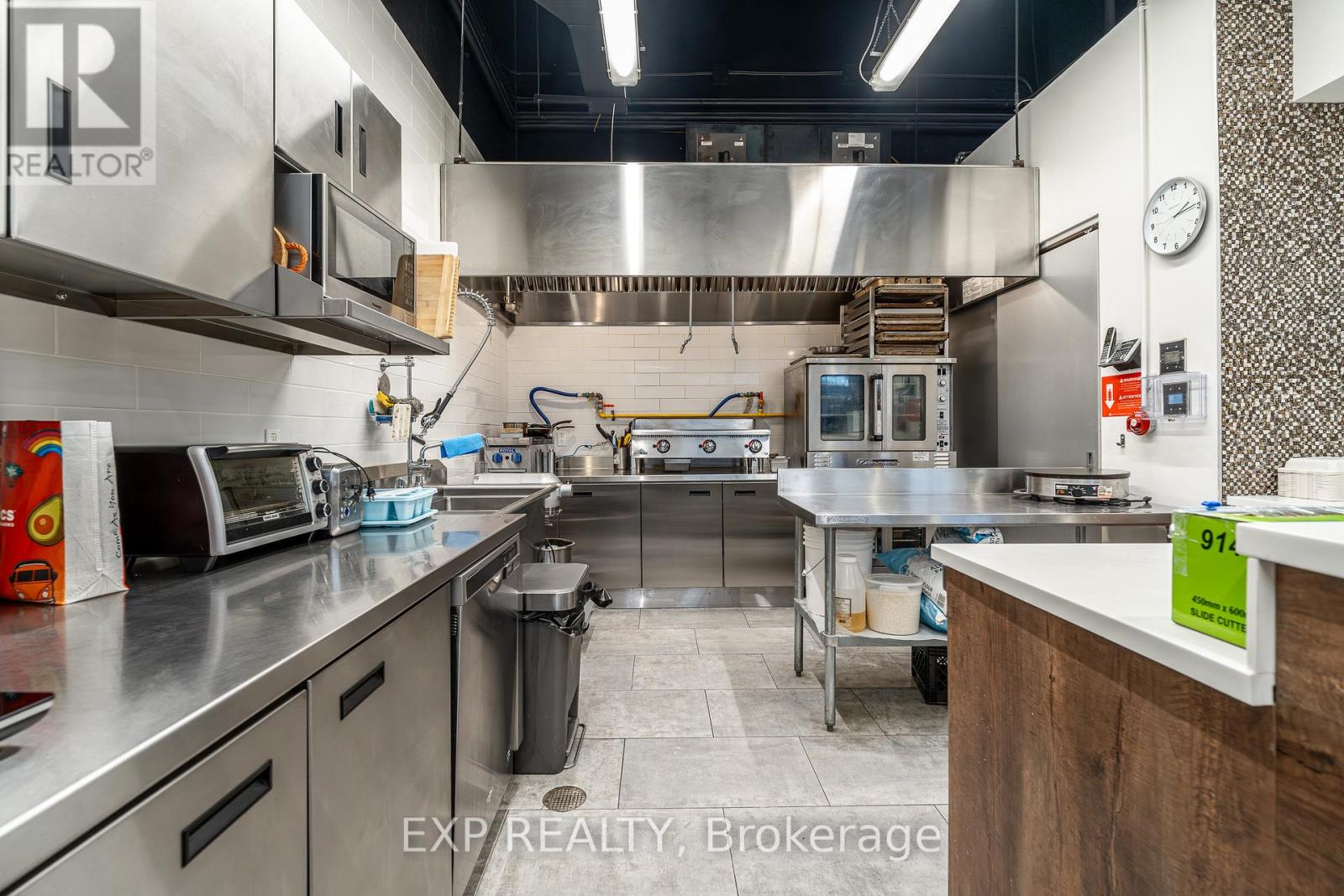 115-116 - 1884 Merivale Road, Ottawa, Ontario K2G 1E6 - Photo 13 - X12586088