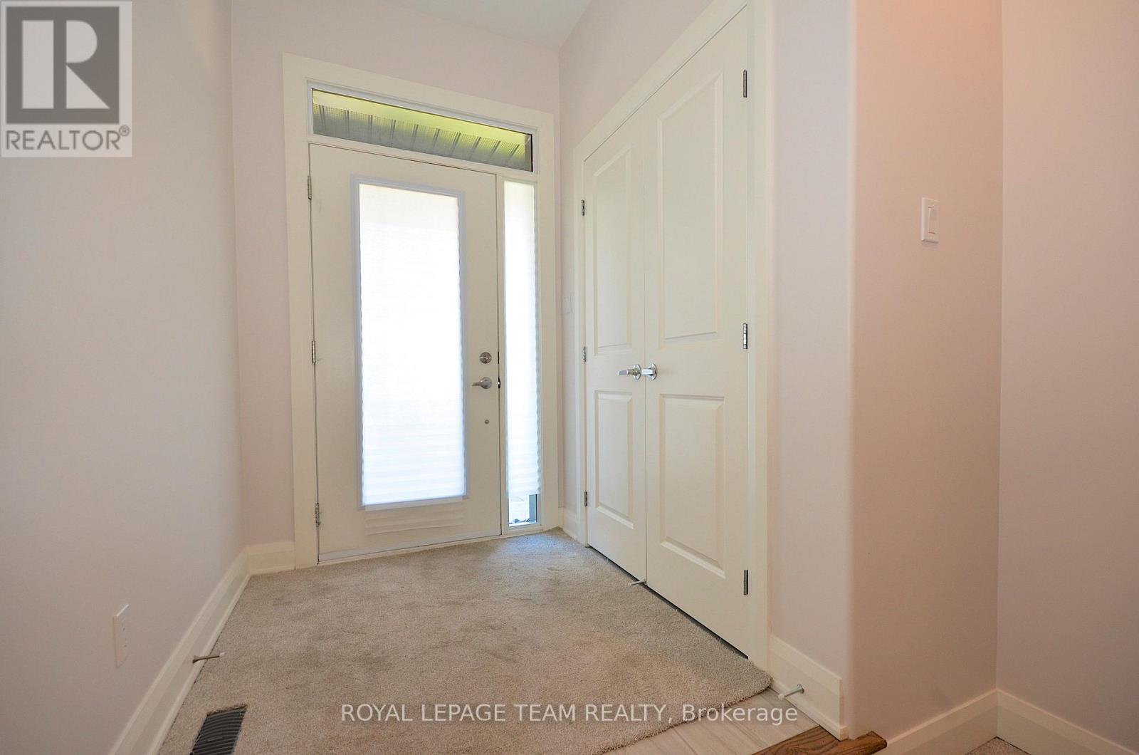 331 Proud Walk Drive Drive S, Ottawa, Ontario  K2S 2L8 - Photo 4 - X12586106