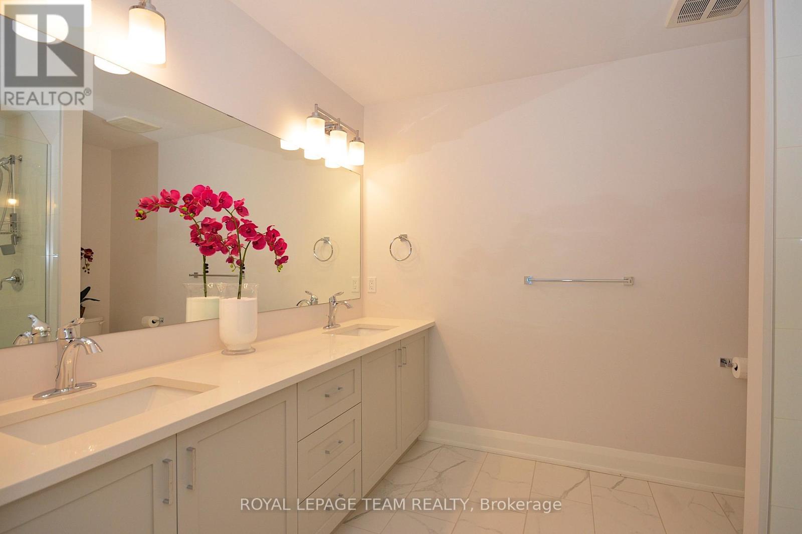 331 Proud Walk Drive Drive S, Ottawa, Ontario  K2S 2L8 - Photo 41 - X12586106