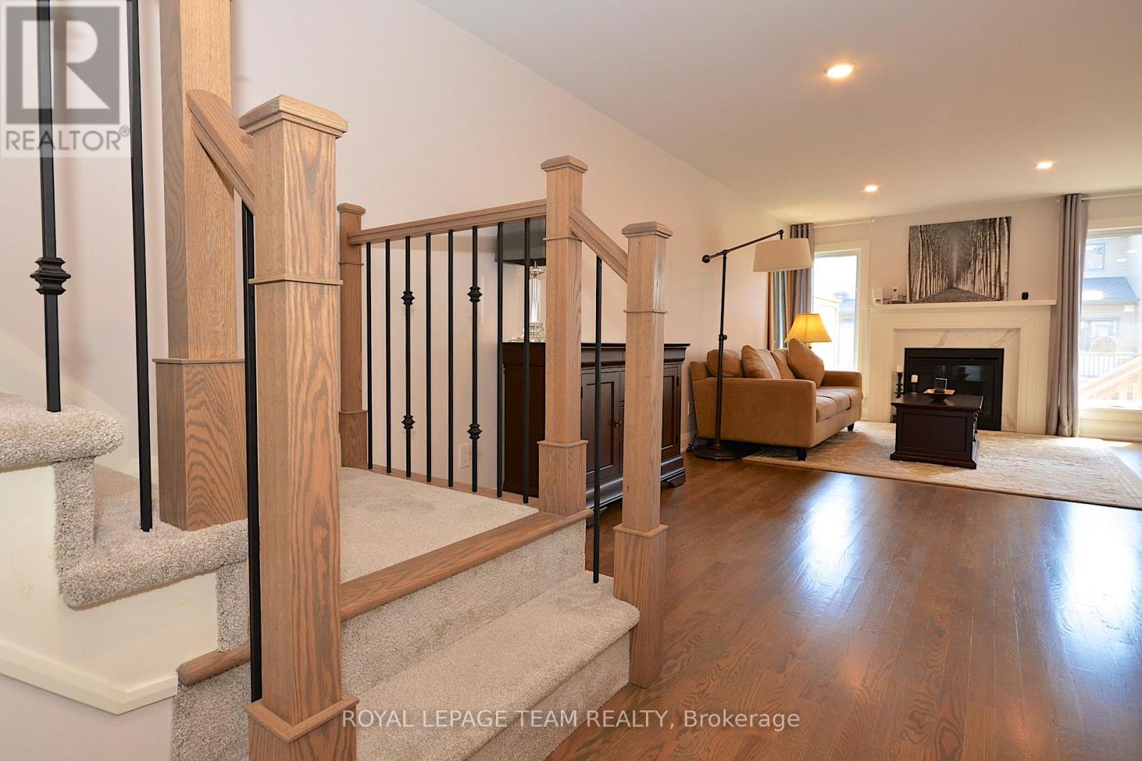 331 Proud Walk Drive Drive S, Ottawa, Ontario  K2S 2L8 - Photo 6 - X12586106