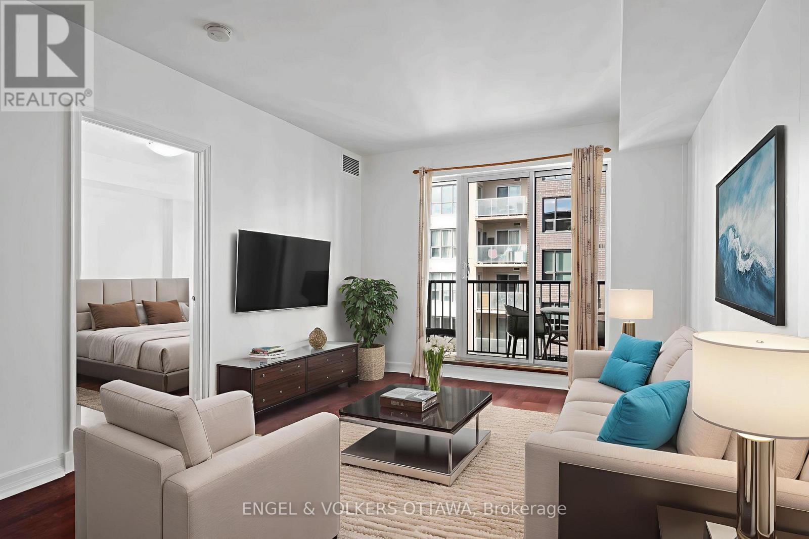 1107 - 200 Besserer Street, Ottawa, Ontario  K1N 0A7 - Photo 1 - X12586158