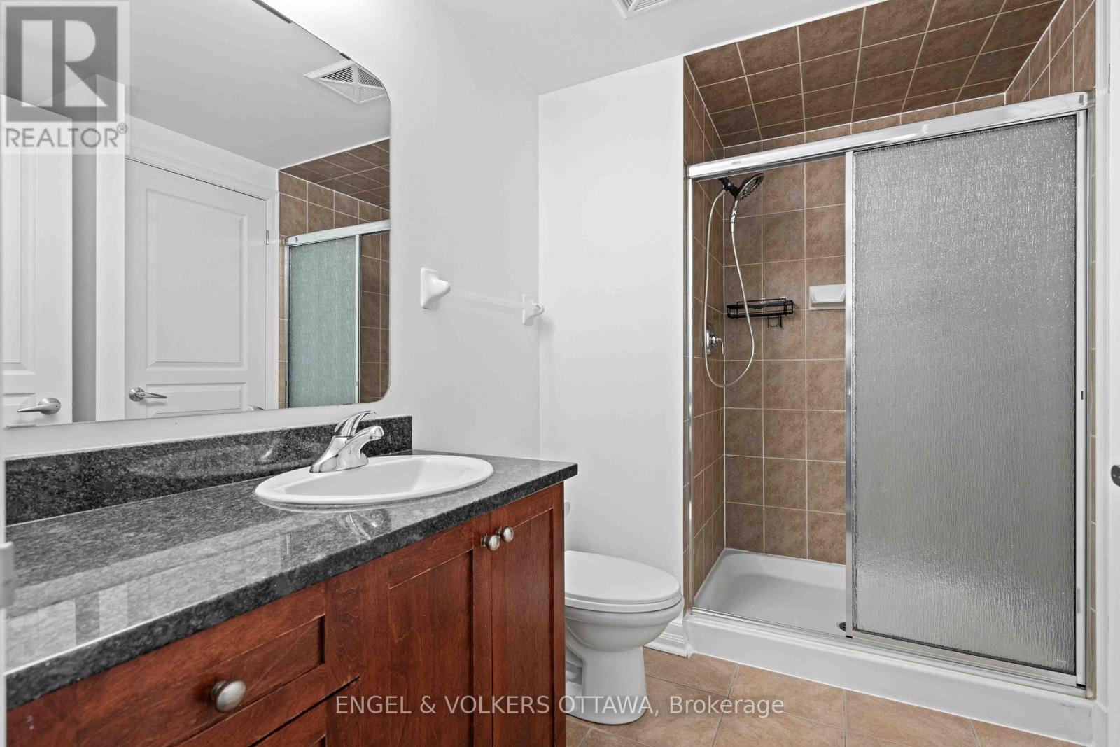 1107 - 200 Besserer Street, Ottawa, Ontario  K1N 0A7 - Photo 18 - X12586158