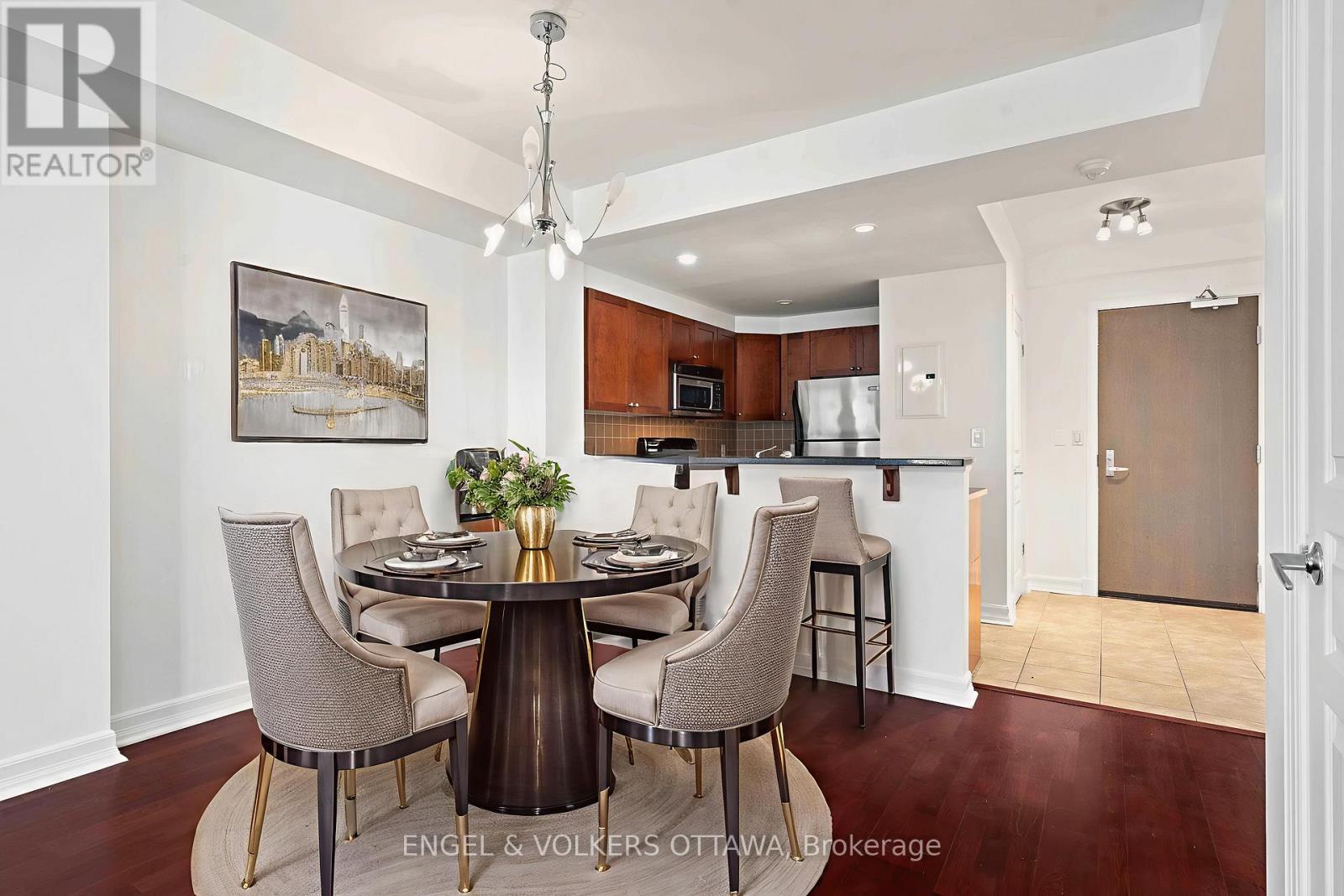 1107 - 200 Besserer Street, Ottawa, Ontario  K1N 0A7 - Photo 3 - X12586158