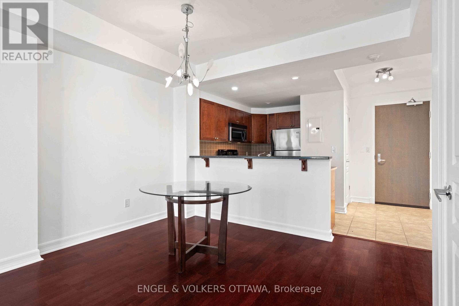 1107 - 200 Besserer Street, Ottawa, Ontario  K1N 0A7 - Photo 4 - X12586158