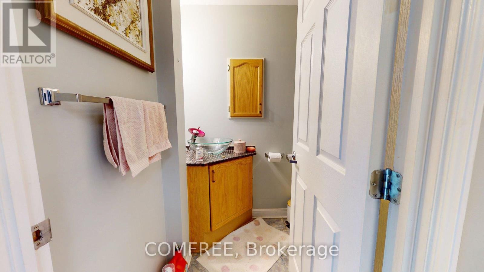 709 - 134 York Street, Ottawa, Ontario  K1N 1K8 - Photo 8 - X12586168