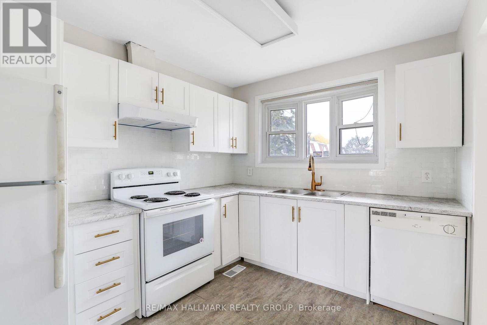 44 - 920 Dynes Road, Ottawa, Ontario  K2C 0G8 - Photo 3 - X12586234