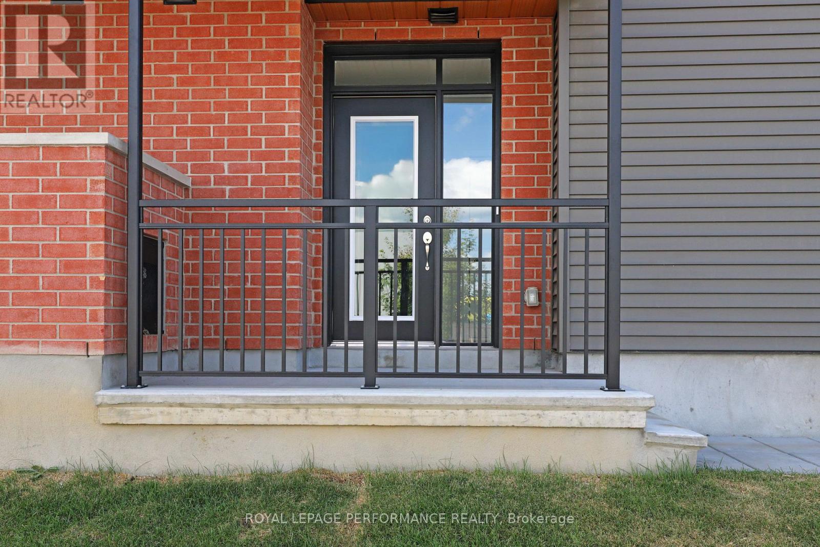 1220 Flycatcher Private, Ottawa, Ontario  K1X 0M7 - Photo 4 - X12586236