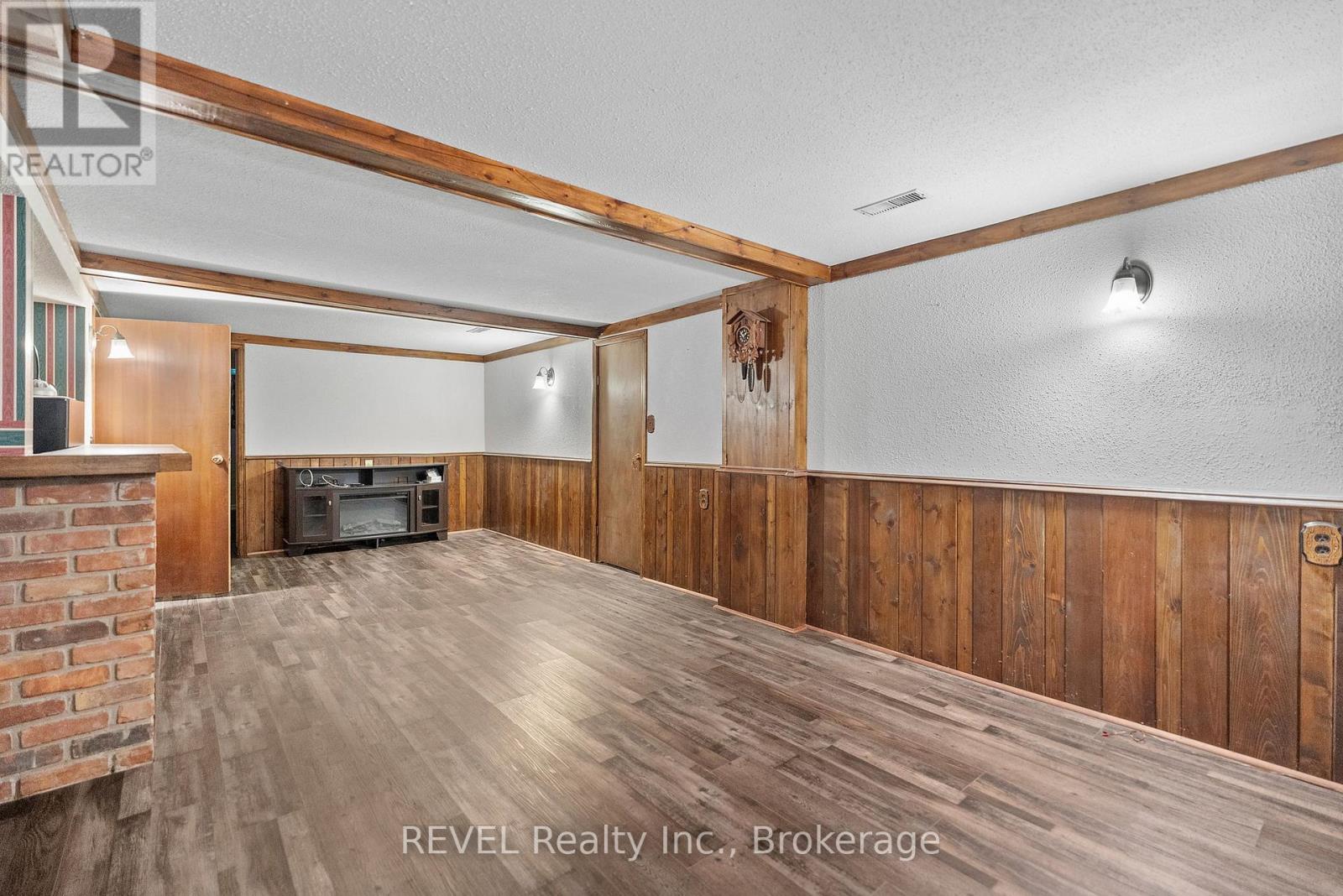 32 Hanson Drive N, St. Catharines (Bunting/linwell), Ontario  L2M 2X1 - Photo 10 - X12586196