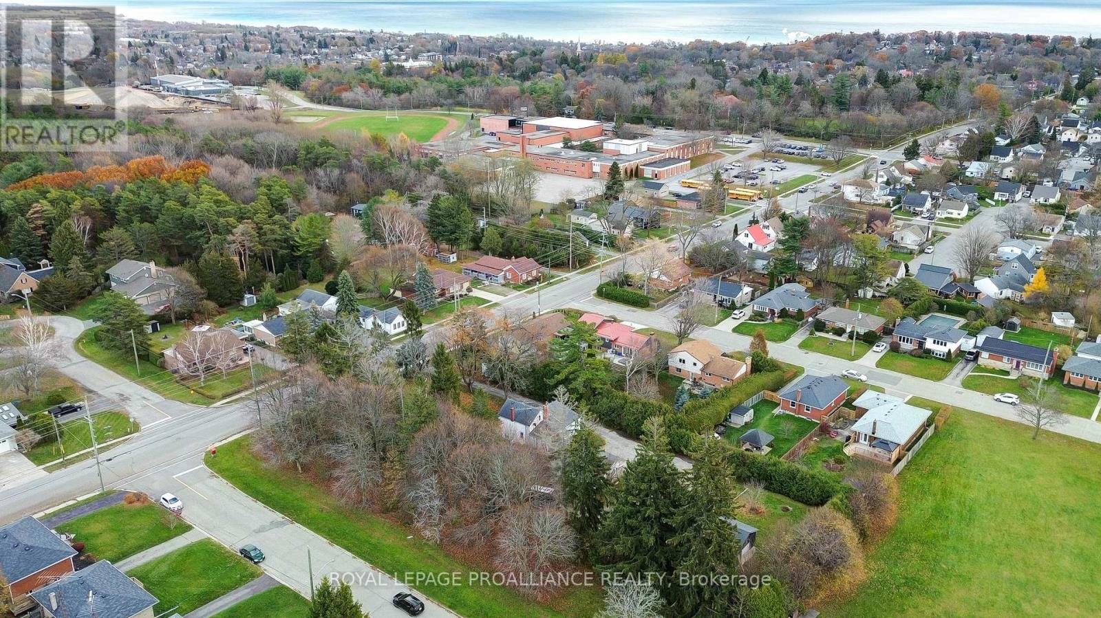 198 Victoria Street N, Port Hope, Ontario  L1A 3N3 - Photo 17 - X12476384