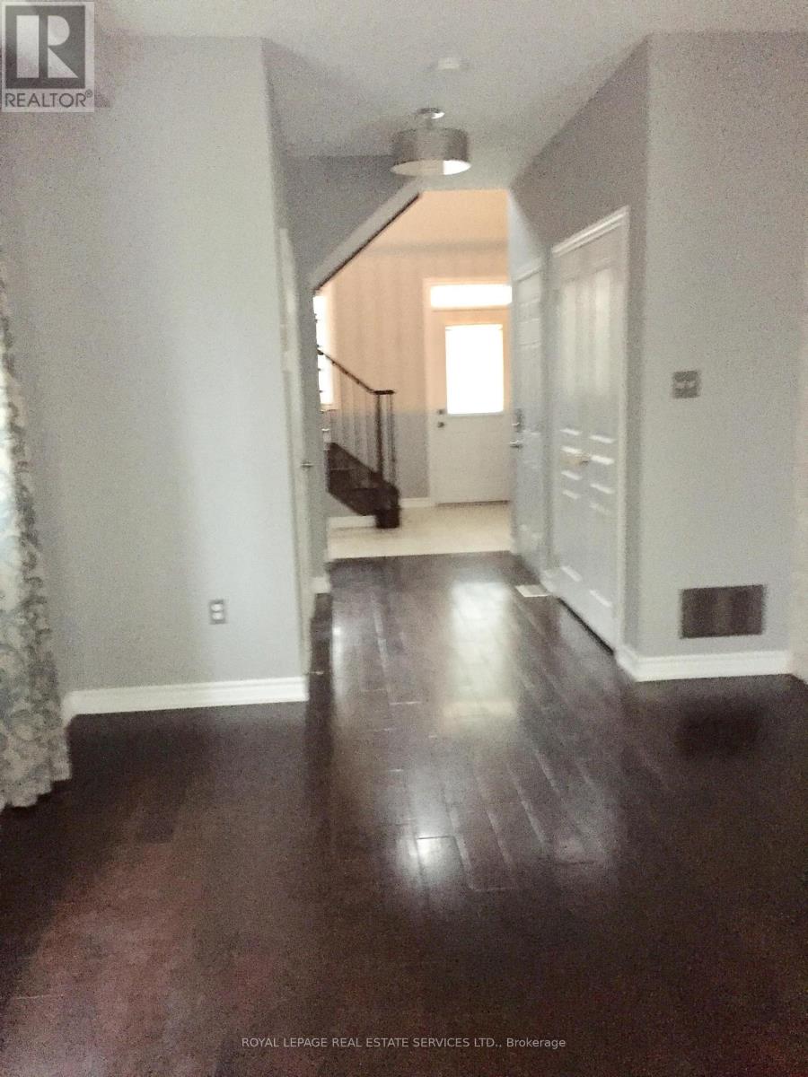 576 Murray Meadows Place, Milton, Ontario  L9T 8L8 - Photo 11 - W12585974