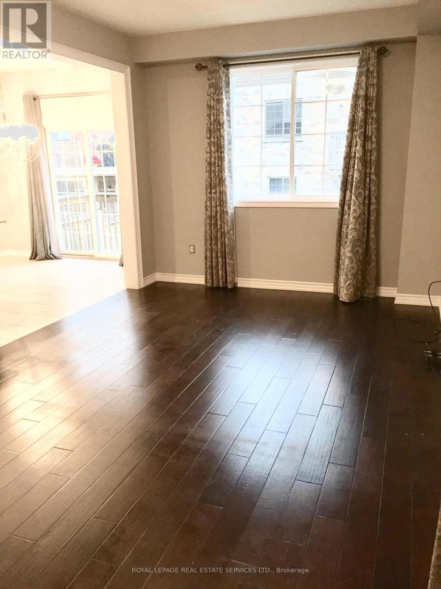 576 Murray Meadows Place, Milton, Ontario  L9T 8L8 - Photo 8 - W12585974