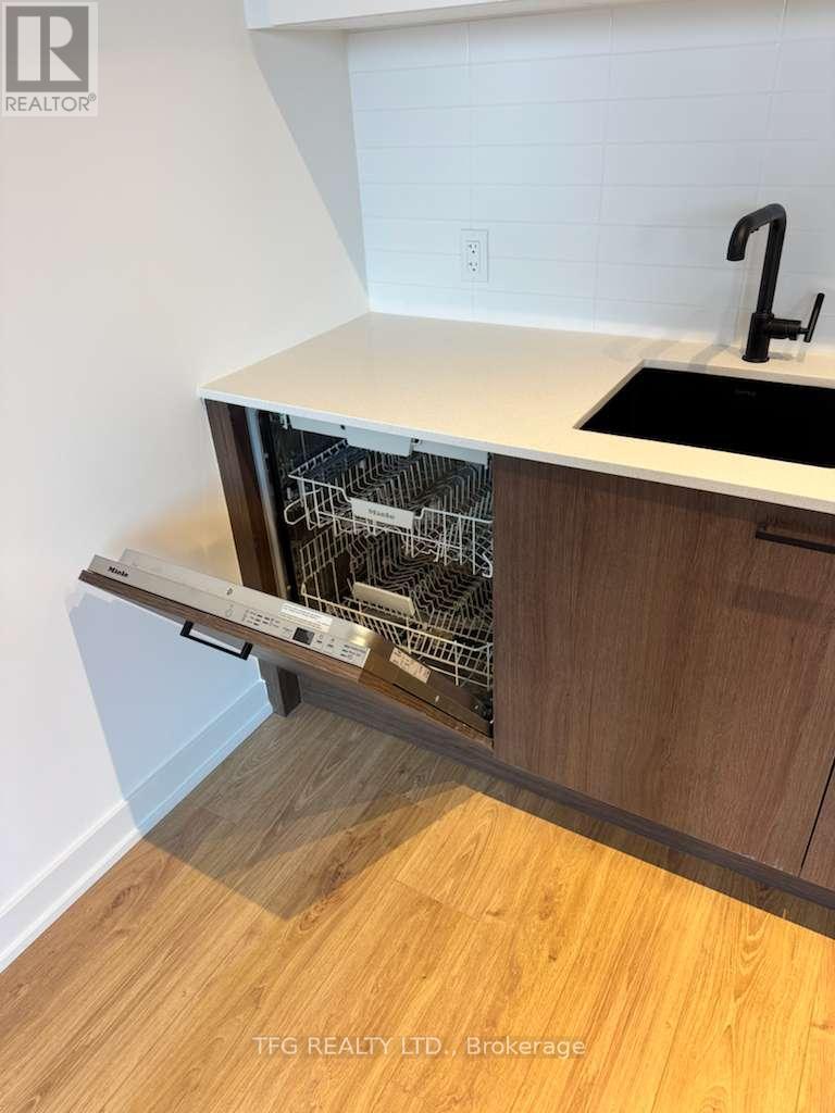 720 - 1 Quarrington Lane, Toronto (Banbury-Don Mills), Ontario  M3C 0S4 - Photo 6 - C12586044