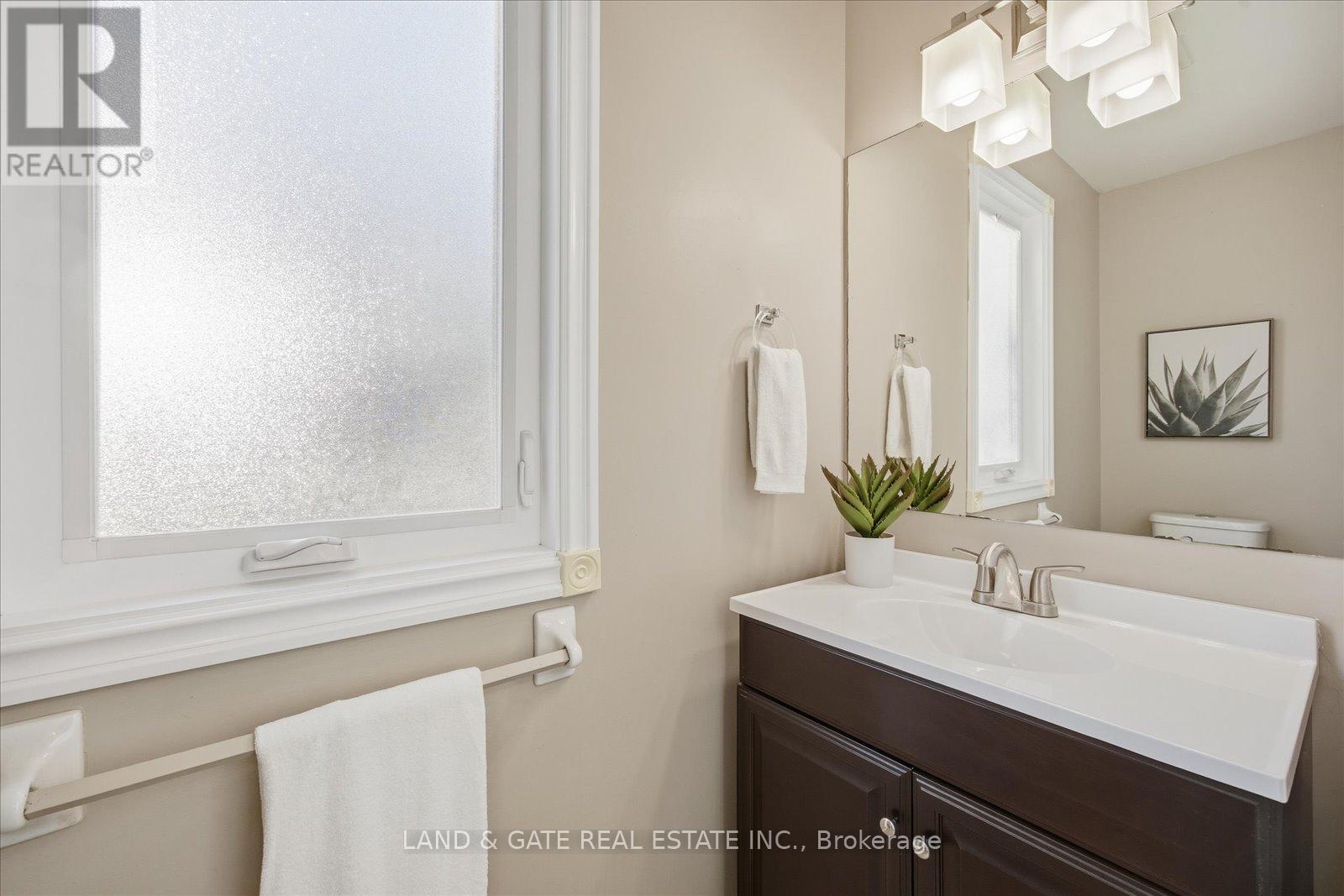 76 Moyse Drive, Clarington, Ontario L1E 2V8 - Photo 18 - E12586210