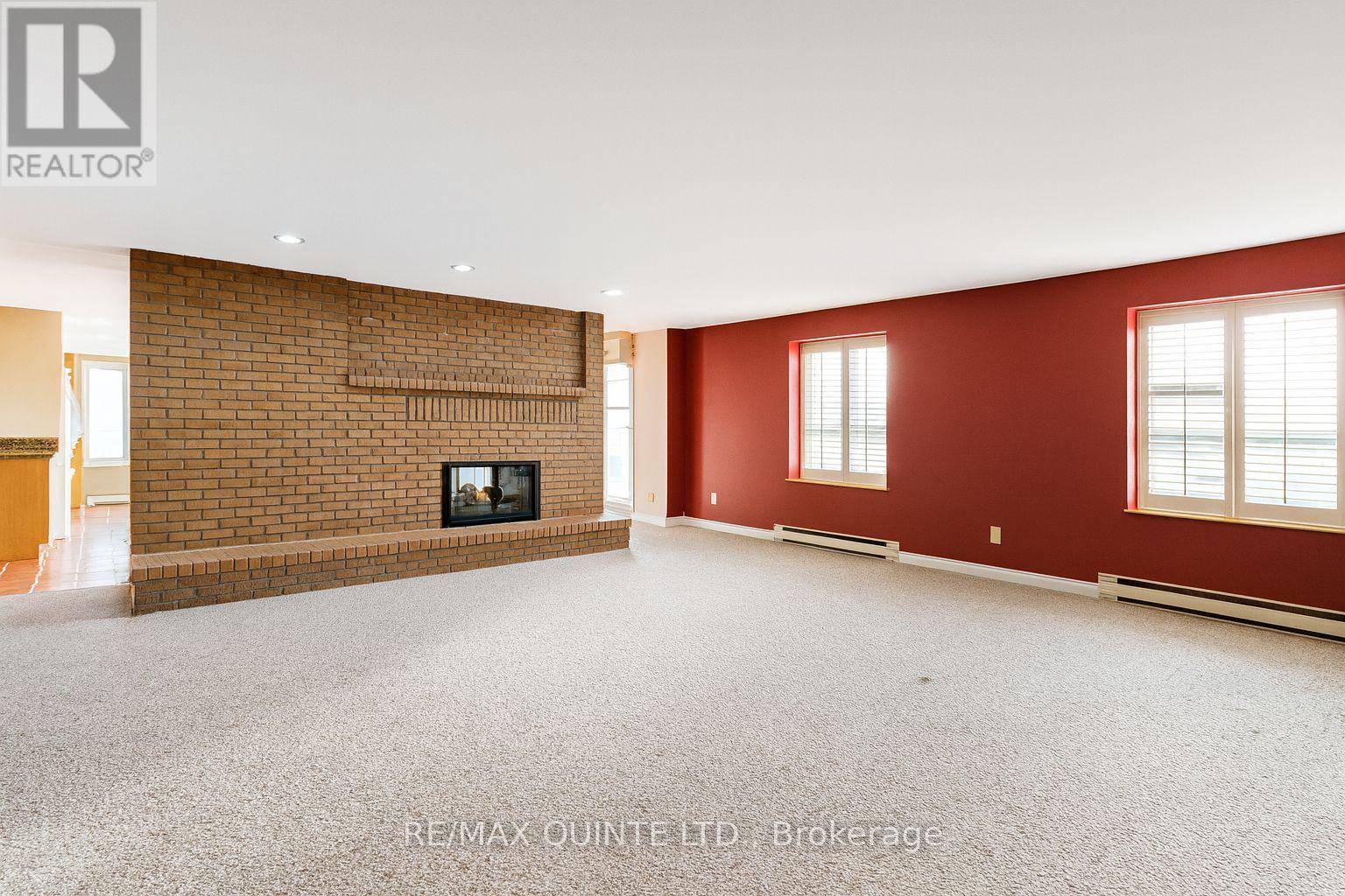 Ph2 - 141 Dundas Street, Quinte West, Ontario  K8V 3P6 - Photo 11 - X12586058