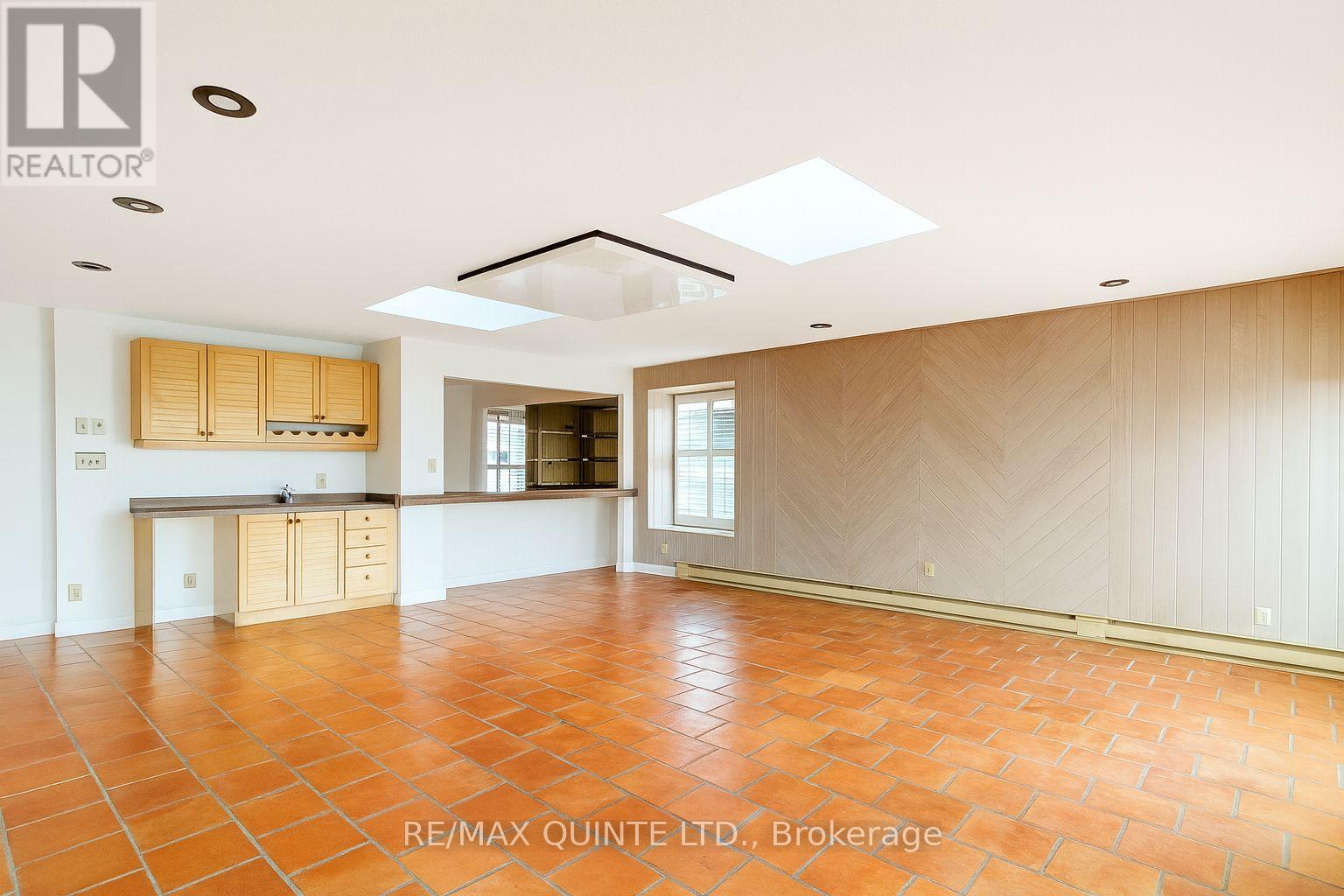 Ph2 - 141 Dundas Street, Quinte West, Ontario  K8V 3P6 - Photo 13 - X12586058