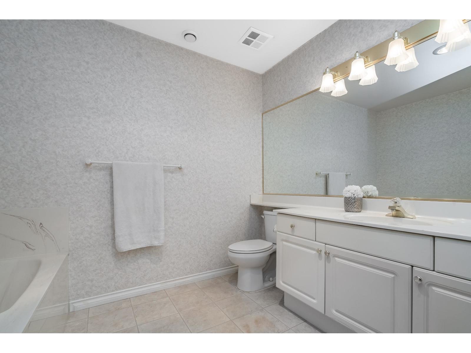 31 21746 52 Avenue, Langley, British Columbia  V2Y 1L4 - Photo 30 - R3070239