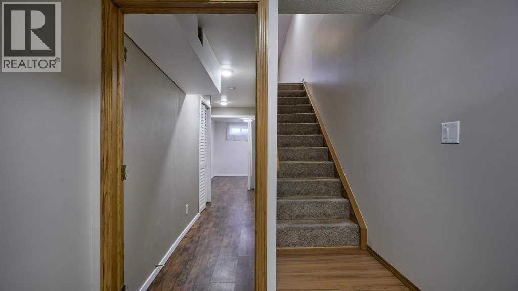 32 Mt Aberdeen Manor Se, Calgary, Alberta  T2Z 3N8 - Photo 27 - A2271309