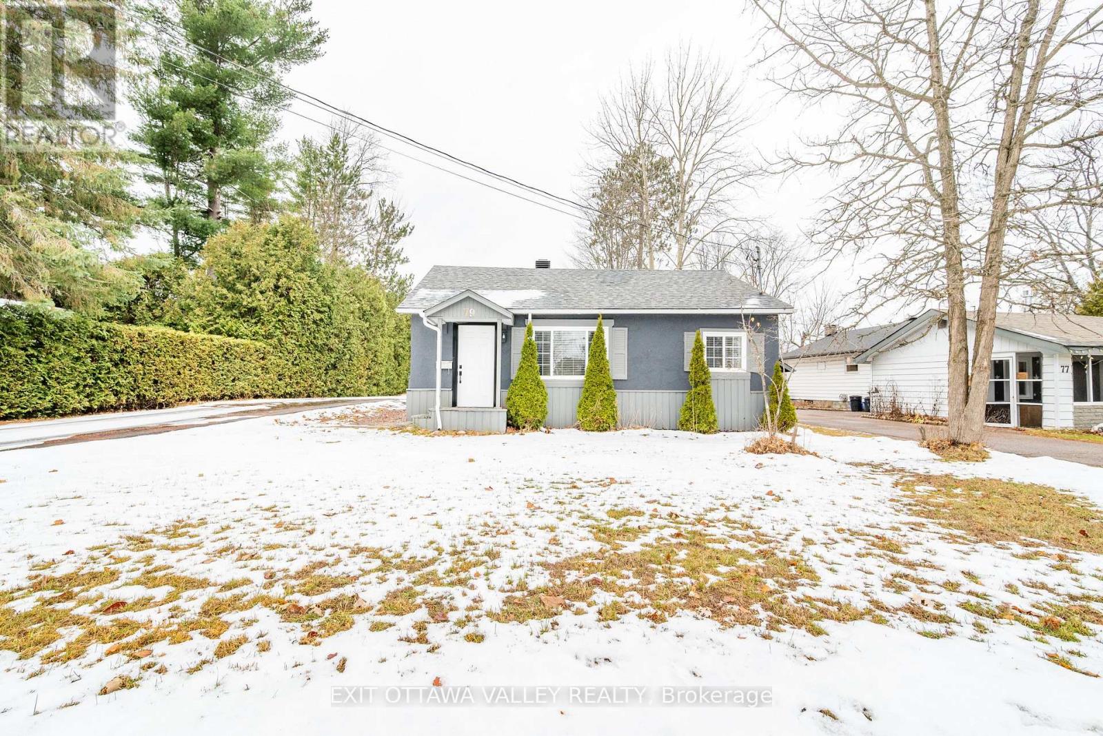 79 Doran Street, Petawawa, Ontario  K8H 1R3 - Photo 2 - X12586102