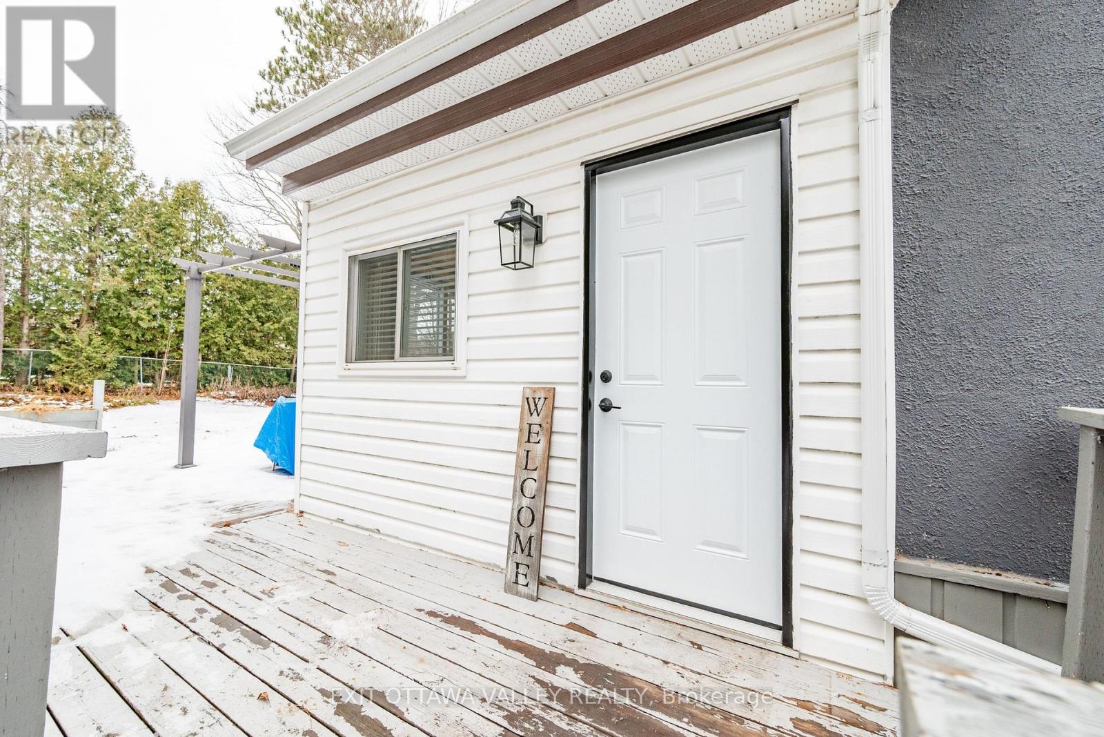 79 Doran Street, Petawawa, Ontario  K8H 1R3 - Photo 49 - X12586102