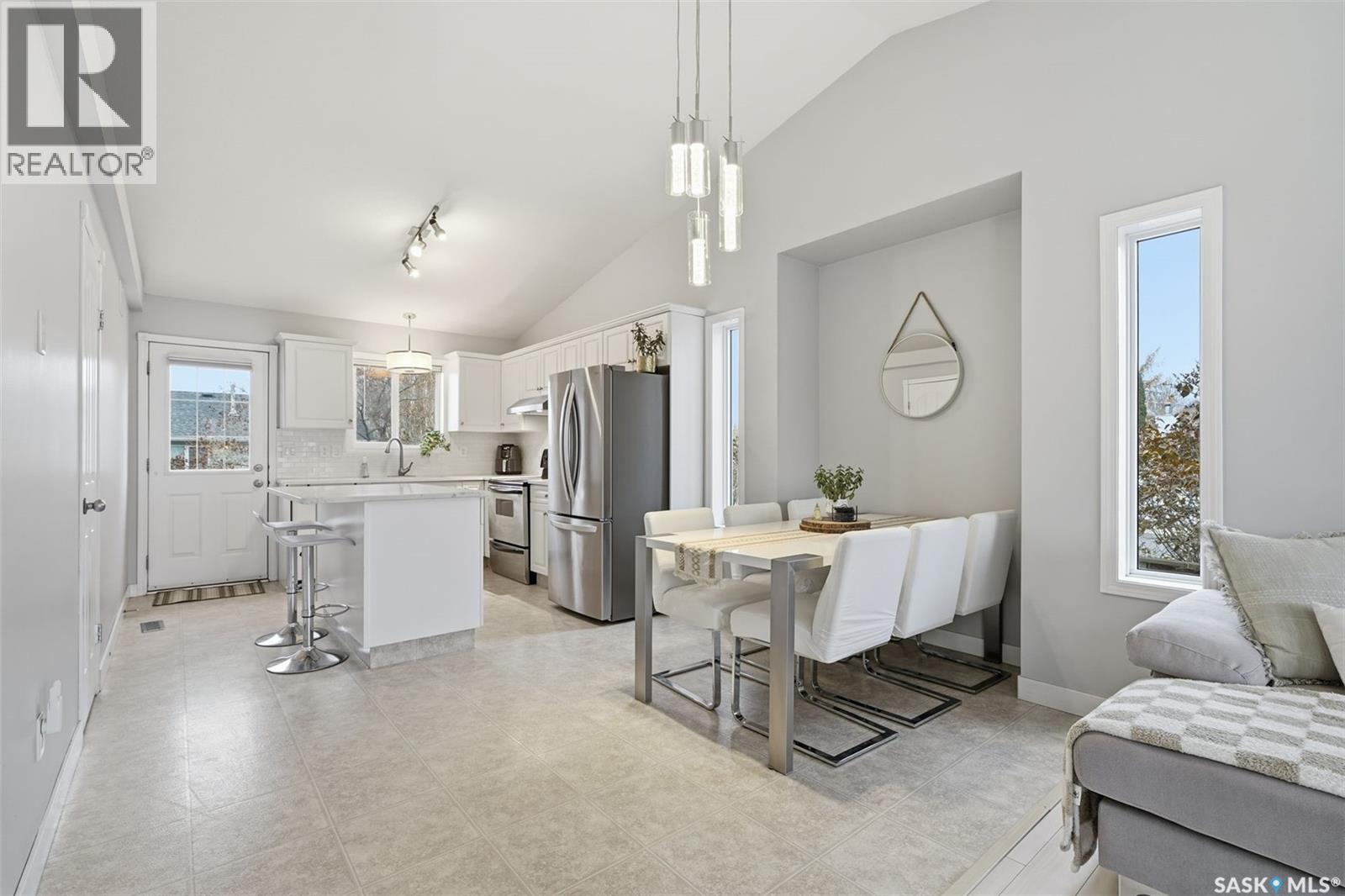 302 Kerr Road, Saskatoon, Saskatchewan  S7K 4S3 - Photo 6 - SK024897