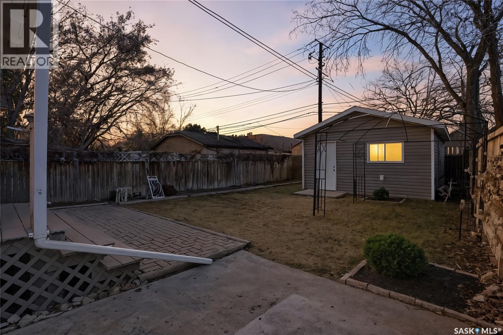 1214 B Avenue N, Saskatoon, Saskatchewan  S7L 1G3 - Photo 34 - SK024895