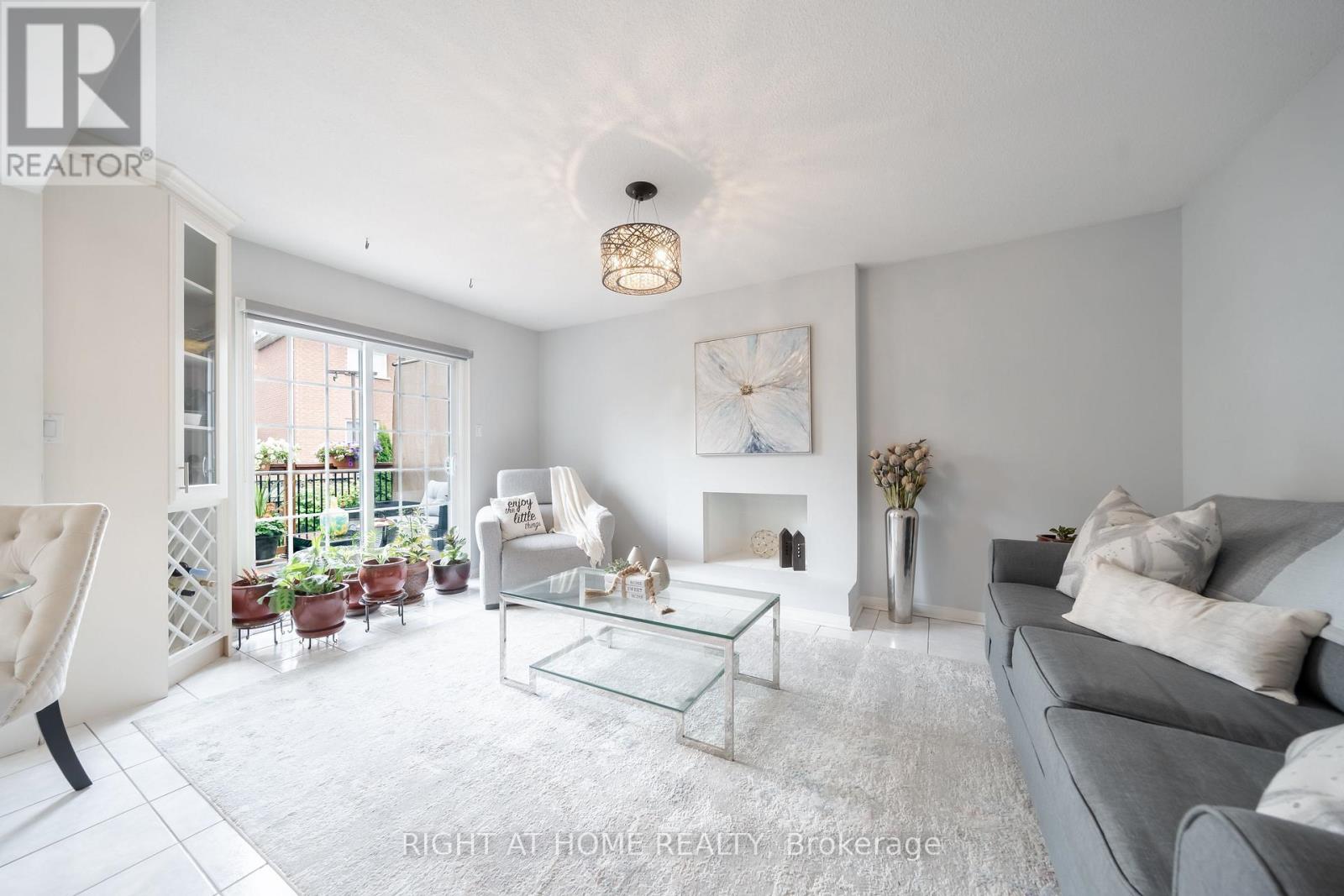 259 Tall Grass Trail, Vaughan, Ontario  L4L 3P7 - Photo 13 - N12513718