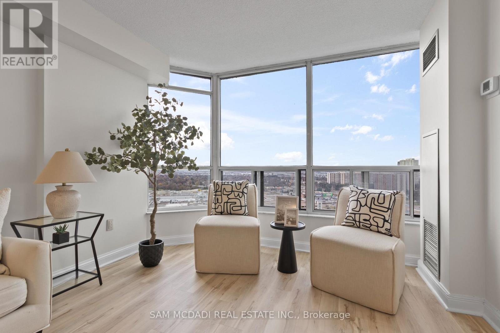 2106 - 24 Hanover Road S, Brampton, Ontario  L6S 5K8 - Photo 10 - W12519642