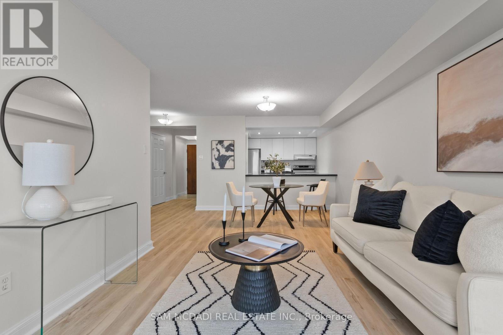 2106 - 24 Hanover Road S, Brampton, Ontario  L6S 5K8 - Photo 11 - W12519642