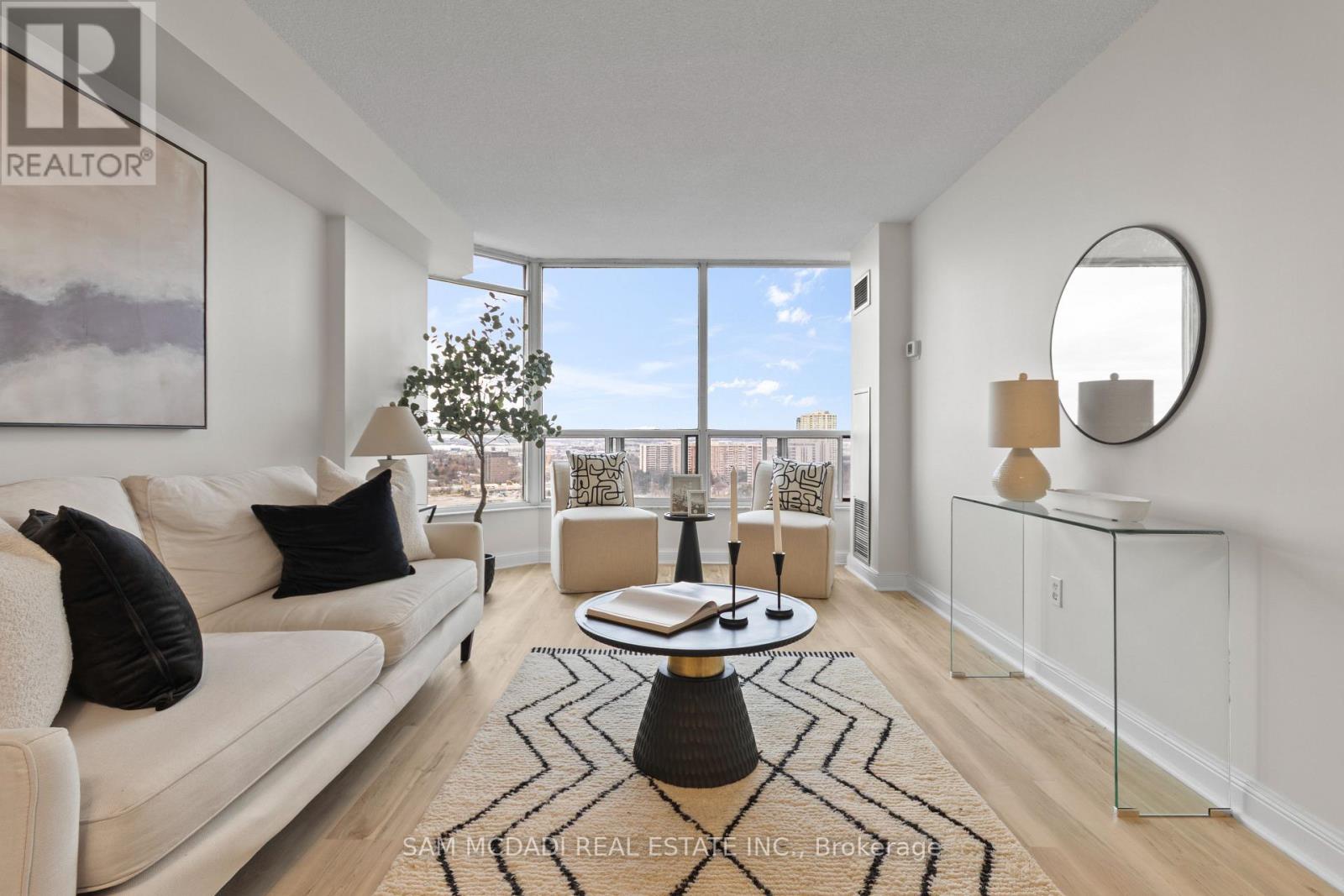 2106 - 24 Hanover Road S, Brampton, Ontario  L6S 5K8 - Photo 8 - W12519642