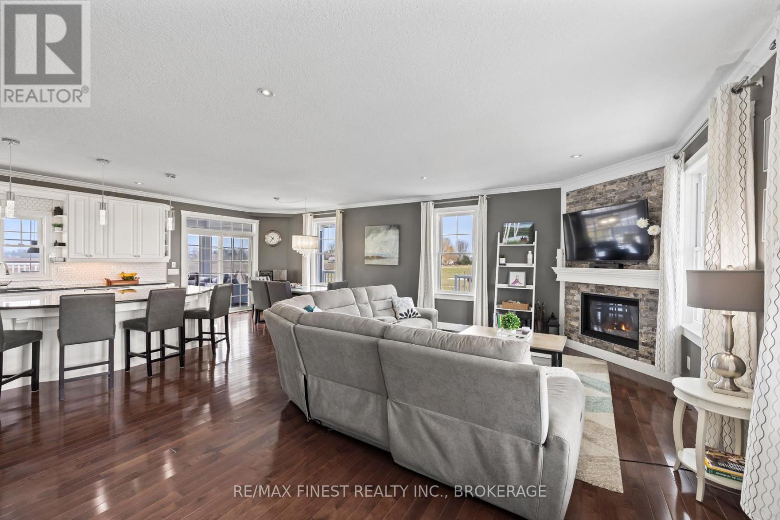 29 Cummings Road, Elizabethtown-Kitley, Ontario  K0E 1M0 - Photo 4 - X12078050