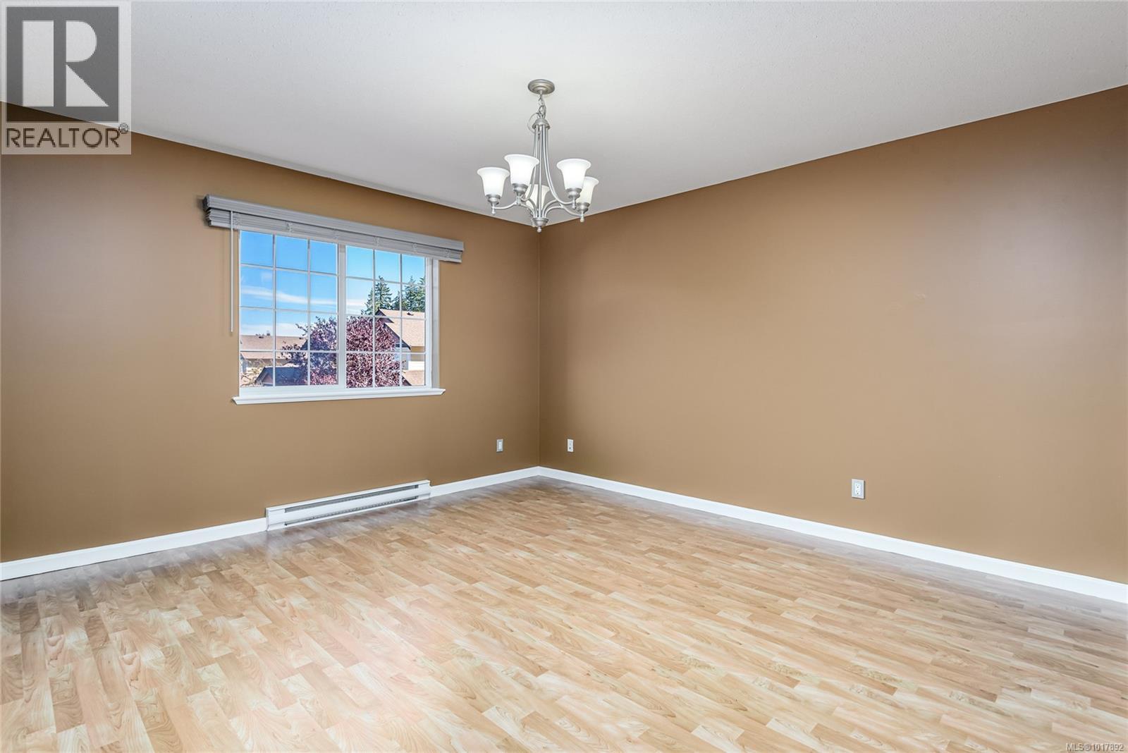 40 2728 1st St, Courtenay, British Columbia  V9N 4A4 - Photo 8 - 1017892