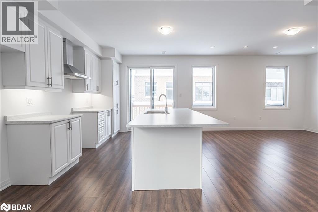 112 West Oak Trail, Barrie, Ontario  L9J 0L1 - Photo 4 - 40784465